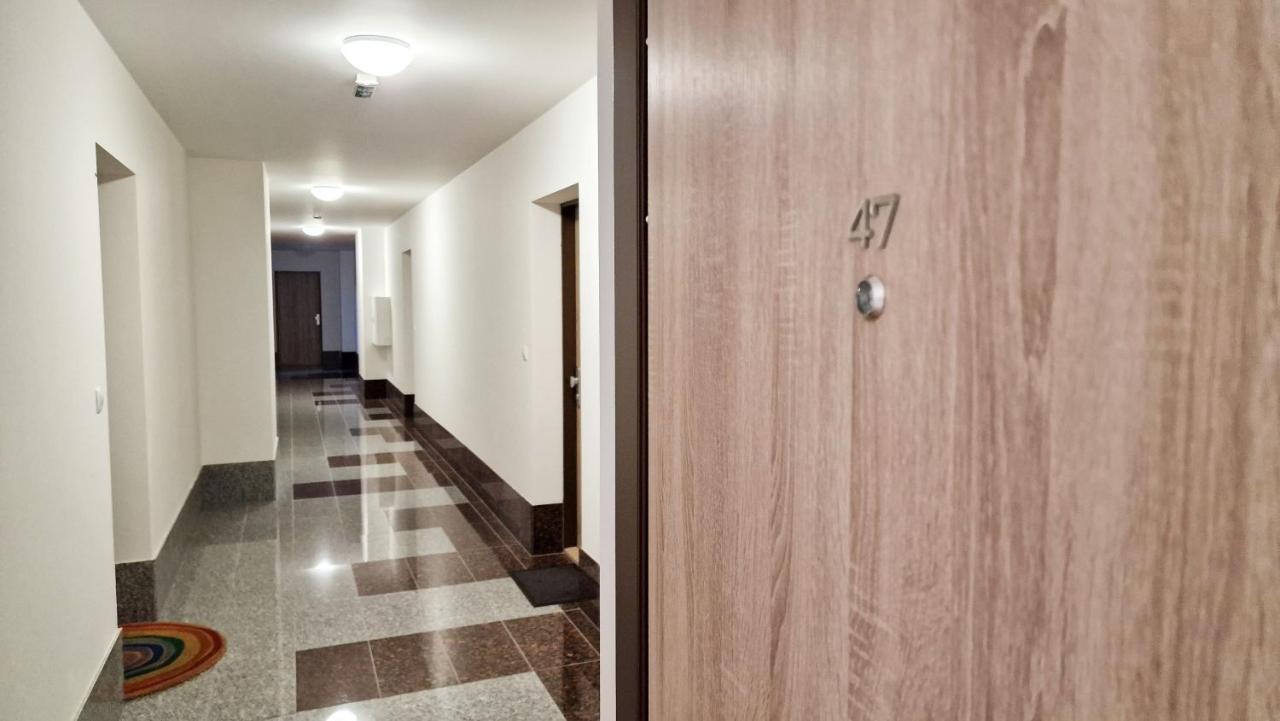 Luxo 2 Room Apartments By Bratislavatrip Extérieur photo