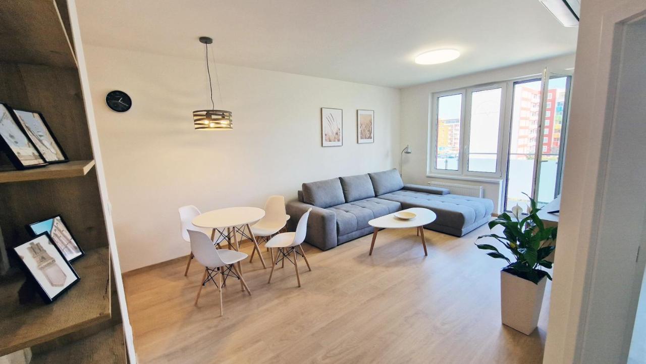 Luxo 2 Room Apartments By Bratislavatrip Extérieur photo